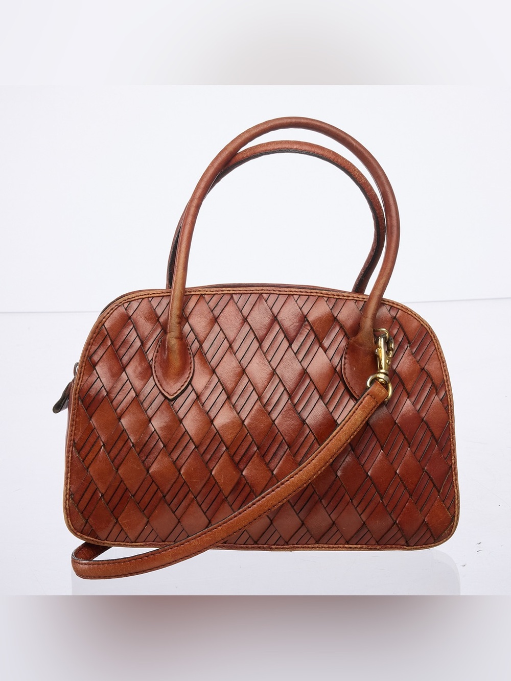 Vintage Etienne Aigner woven bag